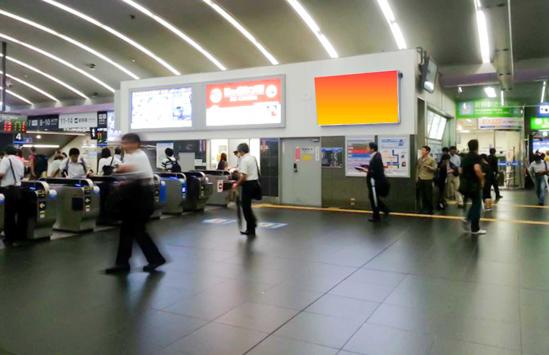 京都駅西口マルチデジタルサイネージ